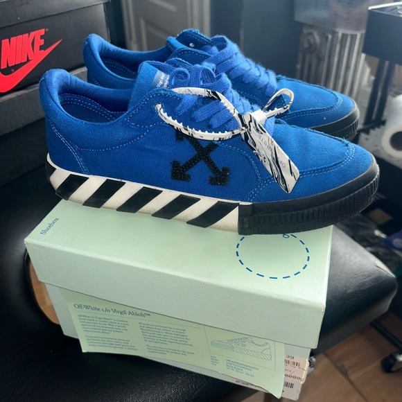 Off-White c/o Virgil Abloh, Size: 39, Color: Blue & Black Vulcanized - Picture 2 of 3